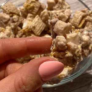 Apple Cinnamon Chunk Nibbles Pouch